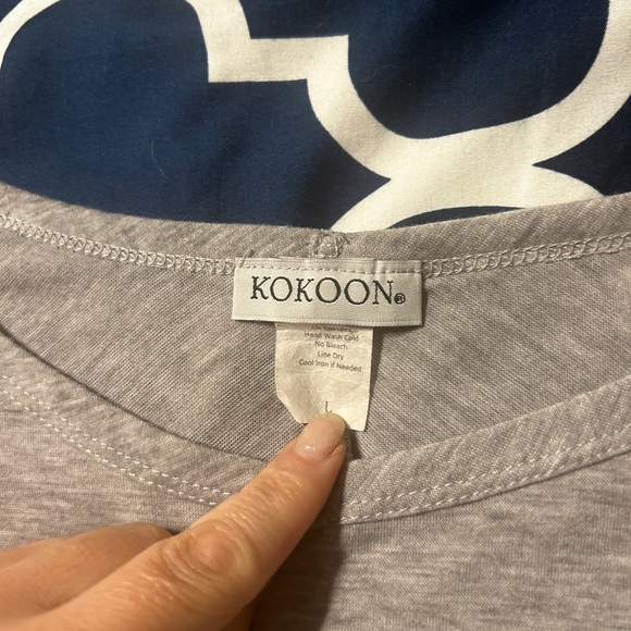 Like new KoKoon gray 3/4 wide sleeve large - Picture 2 of 4